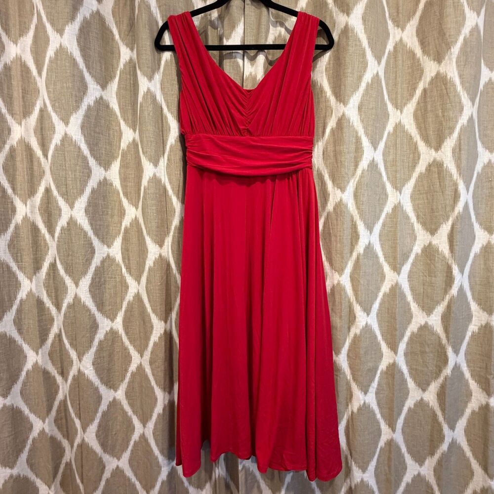 New Shape FX Chadwicks Dress Cherry Red Sexy Ruched Sleeveless Fit Flare Midi 8P